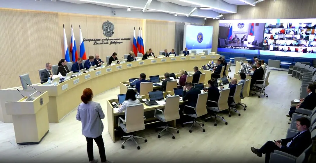 На заседании ЦИК утвердила ряд кадровых назначений, изменила правила публикации опросов в день голосования и приняла меры по информированию избирателей.