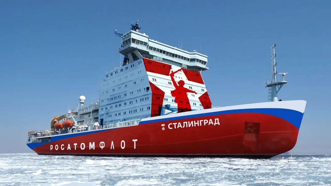 Для дофинансирования строительства ледоколов «Ленинград» и «Сталинград» рассматривают введение портового сбора на экспорт или платы на Северном морском пути. По одному из вариантов сборы в 2027–2035 годах могут принести до 138 млрд рублей.