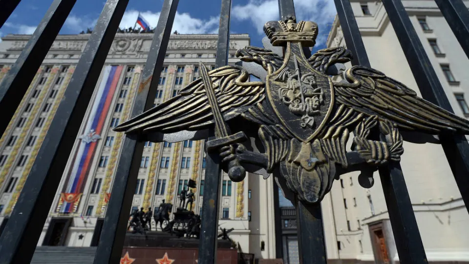 Ведомство хочет получать напрямую акции, землю, технику и производственные площадки национализированных предприятий, чтобы оперативно использовать мощности для выполнения гособоронзаказа без промежуточной передачи активов через Росимущество.