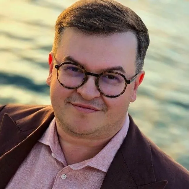 Минюст внёс в реестр «иностранных агентов» бывшего сопредседателя движения «Голос» Станислава Андрейчука; против него также возбуждено уголовное дело, хотя организация была ликвидирована.