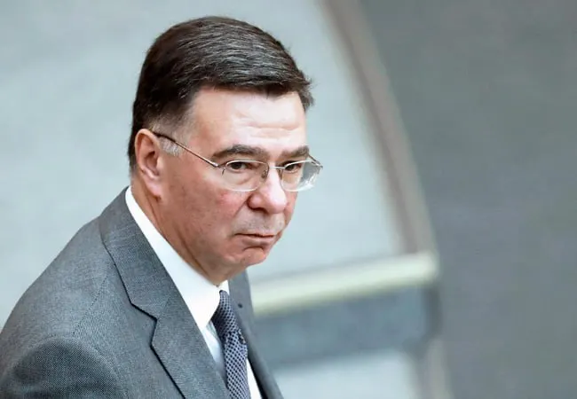 На ПМЭФ замглавы МИД заявил, что экономика страны устойчива и он не согласен с определением «бензоколонка».