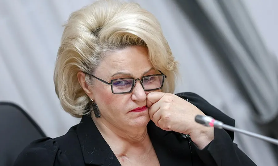 Депутат Госдумы призвала Роскомнадзор и Минцифры ограничить время пребывания детей в виртуальном пространстве, предложив использовать опыт регулирования мессенджеров для игр.