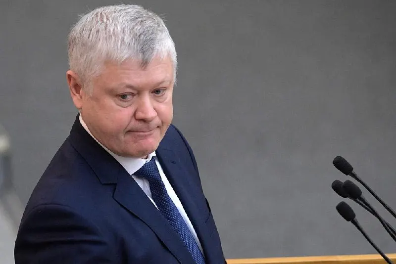 Председатель думского комитета по безопасности заявил, что из страны вывели свыше 360 зарубежных структур, более 60 — по материалам комиссии; также приняты 46 законов о защите суверенитета.