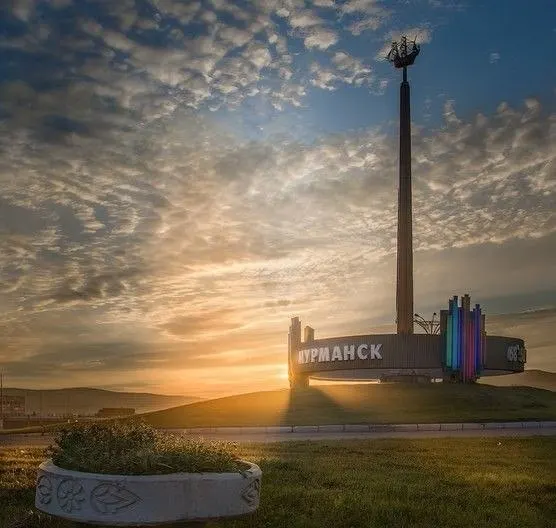Краткий обзор главных новостей: резкий рост безработицы в Петрозаводске, история с пропавшим после «вахты» мужчиной, новшества на заправках в Псковской области и дискуссии о поставках бензина.