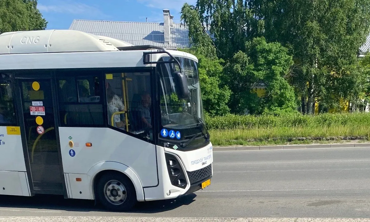 С 12 августа в Петрозаводске отменят ряд автобусных маршрутов, часть сохранится, автобусы начнут объезжать Лобановский мост — на участке будут работать только троллейбусы №3 и №6.