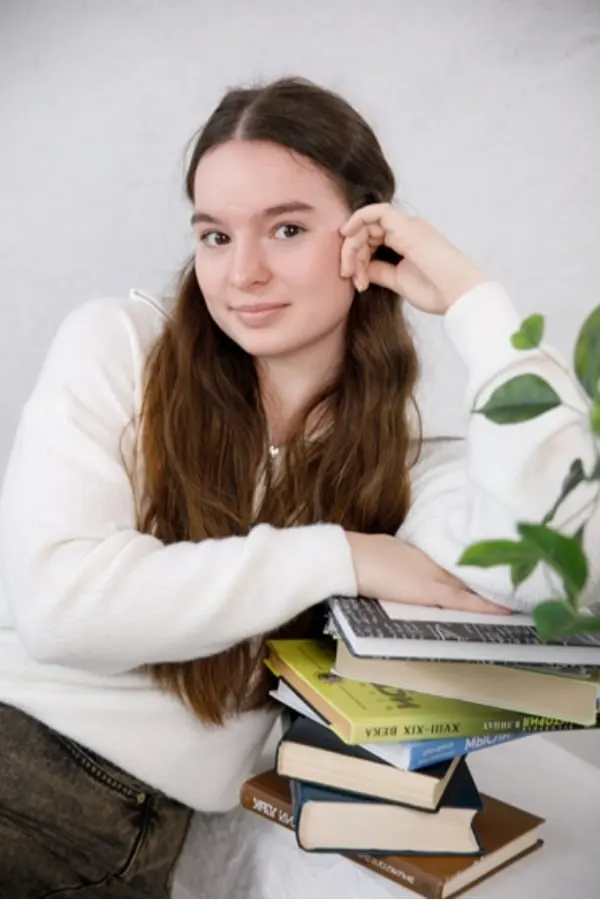 Выпускница Державинского лицея набрала 100 баллов по физике после двух лет подготовки и планирует поступать в Петрозаводский государственный университет.