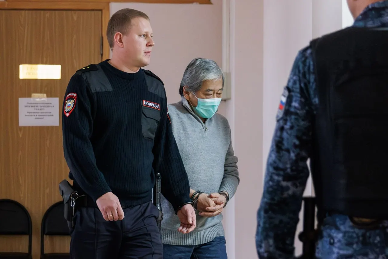 Материалы уголовного дела, по которому Александр Пак признан виновным в гибели многодетной матери Екатерины Буравлевой, поступили в Верховный суд и переданы третьему составу уголовной коллегии.