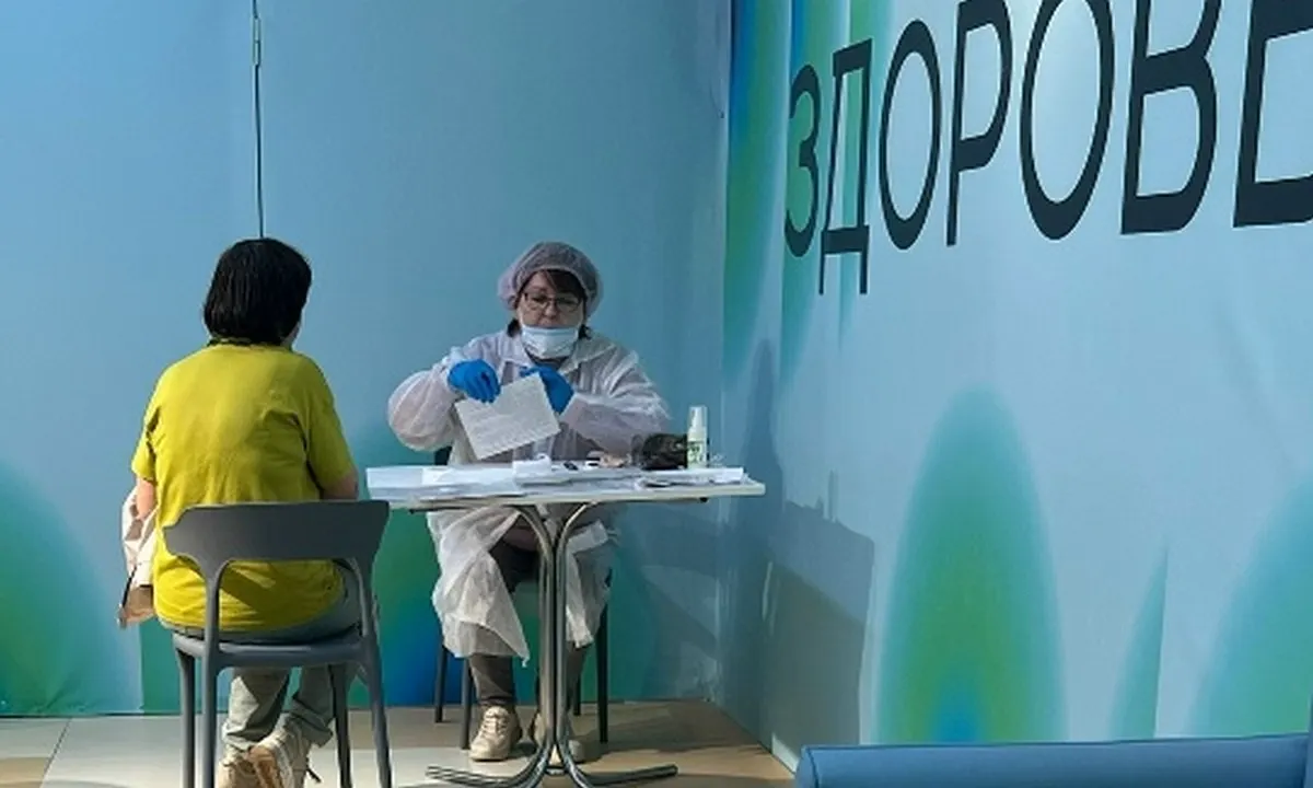 В Сегежи и близлежащих населённых пунктах Карелии мобильные медицинские комплексы провели обследование десятков людей: флюорографию, маммографию и диспансеризацию; с начала года более 30 тысяч жителей прошли обследование.