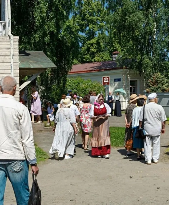 Минстрой России выделит средства на пешеходный маршрут «Онежская — Неглинка — Федосова», связав набережные и исторический квартал Карелии.