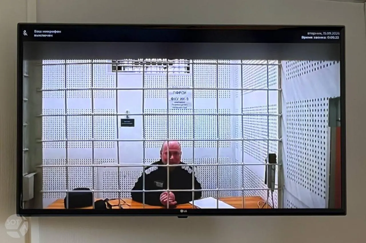 Рассмотрение дела прошло в Петрозаводске: иск к колонии отменён, Трофимов участвовал в слушании по видеосвязи, выяснились детали об ограничениях переписки и доступе к защитнику.