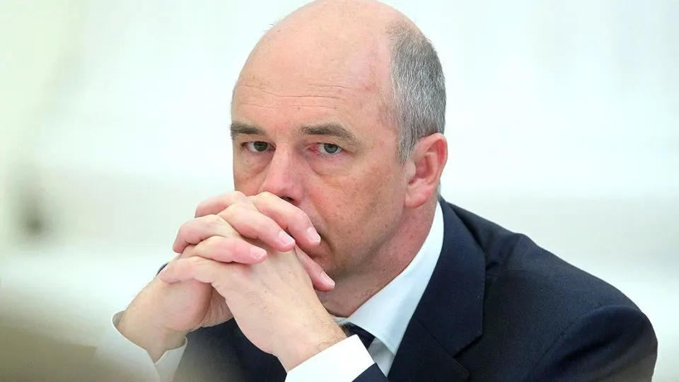 Дефицит федерального бюджета в 2026 году продолжает расти: аналитики ожидают триллионы рублей на фоне расходов на оборону.
