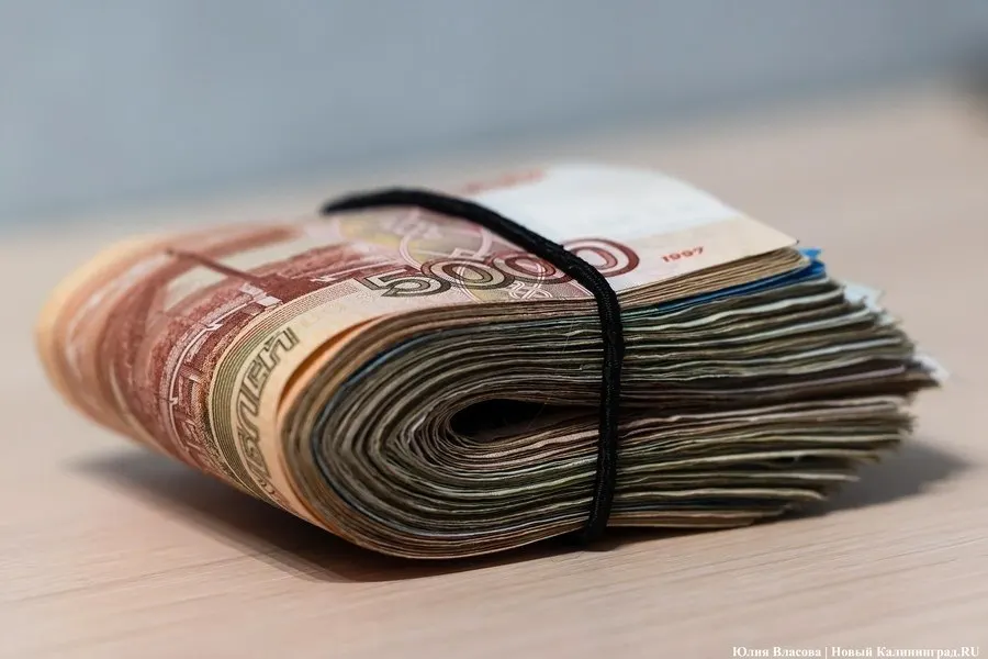 Объем кредитования физических лиц в регионе достиг свыше 212,8 млрд рублей за год, совокупный портфель — 263,4 млрд рублей, рост связан со снижением ключевой ставки.