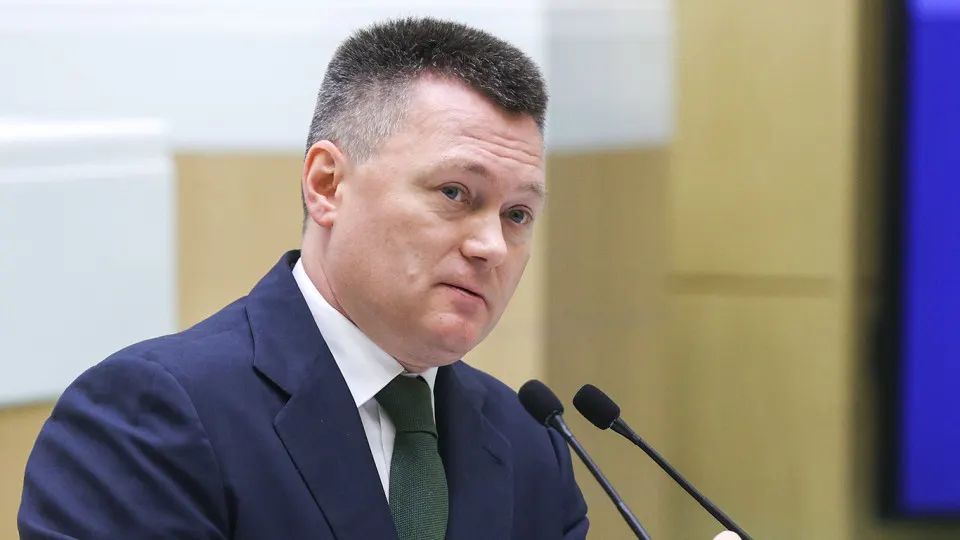 Правительство обсуждает меры поддержки китайского бизнеса, расширение юридического сотрудничества и мониторинг инвестиций на фоне мировых вызовов.